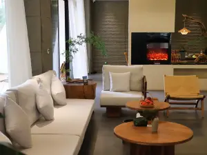 莽山坐望森林温泉民宿